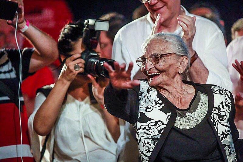 Prefeito de Sapé parabeniza líder camponesa Elizabeth Teixeira pelos 96 anos de vida e luta