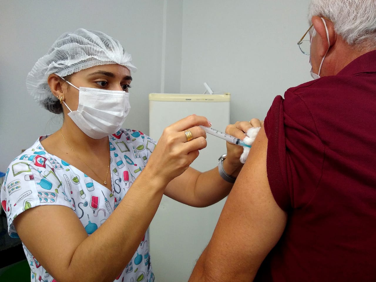 Sapé abre vacinação contra gripe para toda a população