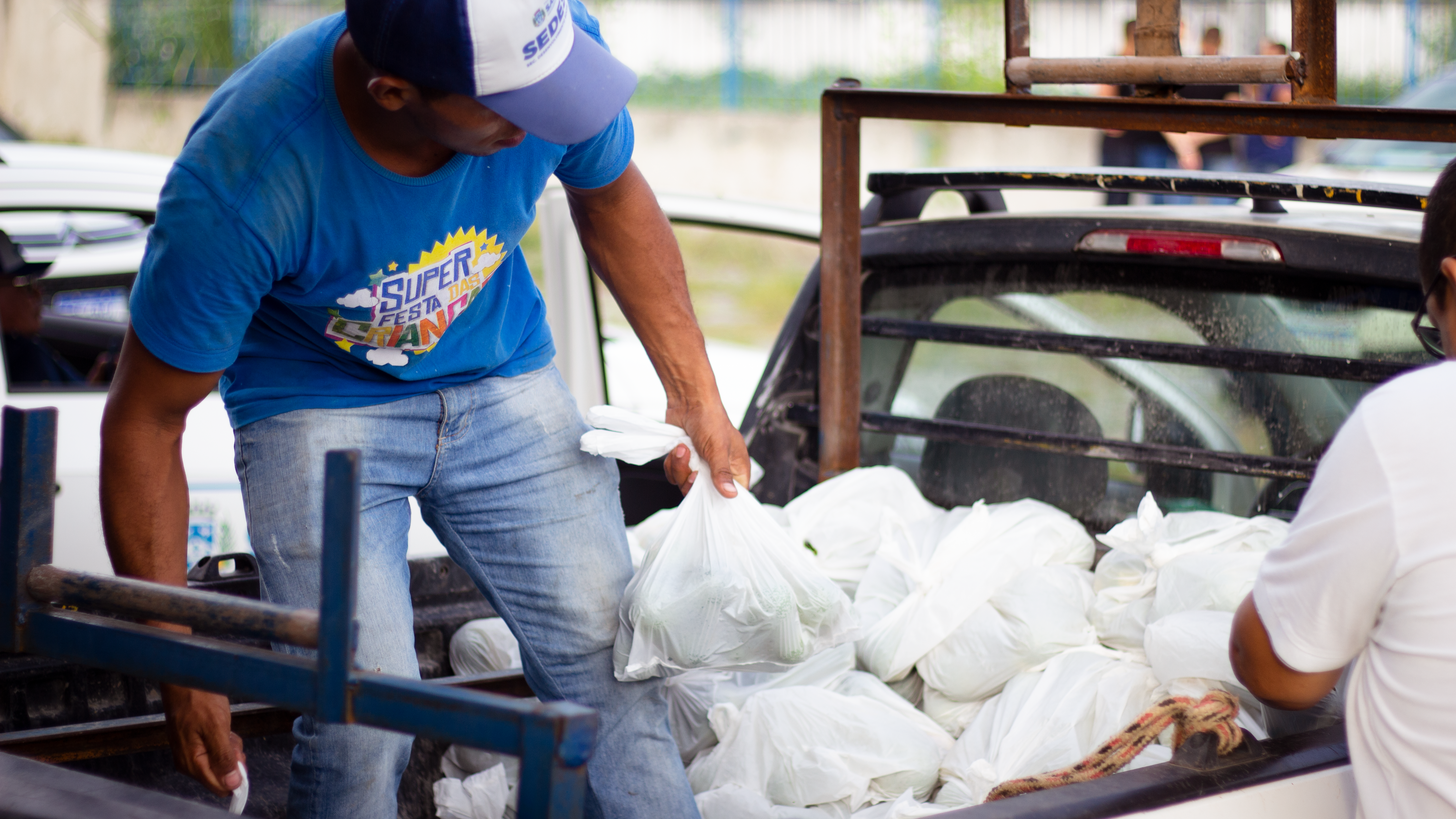Prefeitura de Sapé retoma PAA e entrega 6 toneladas de alimentos