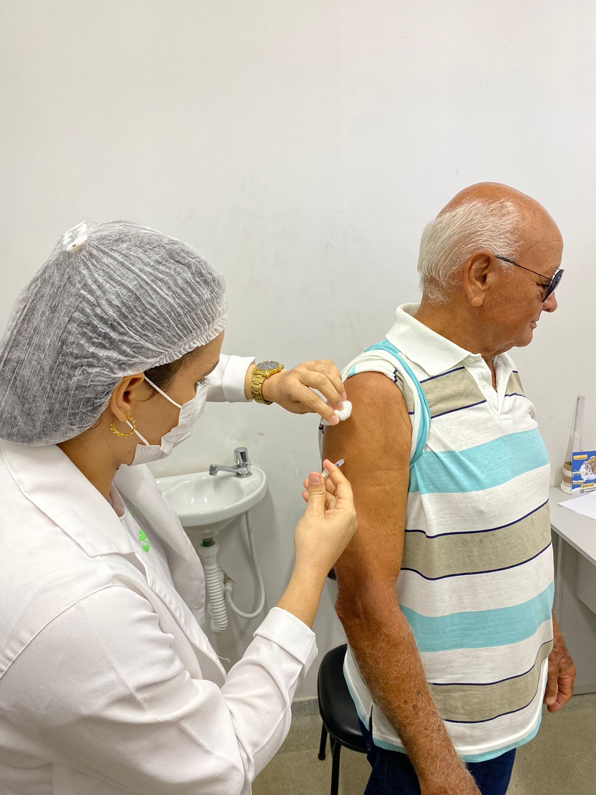 Prefeitura de Sapé realiza Dia D e aplica 1,5 mil doses de vacina