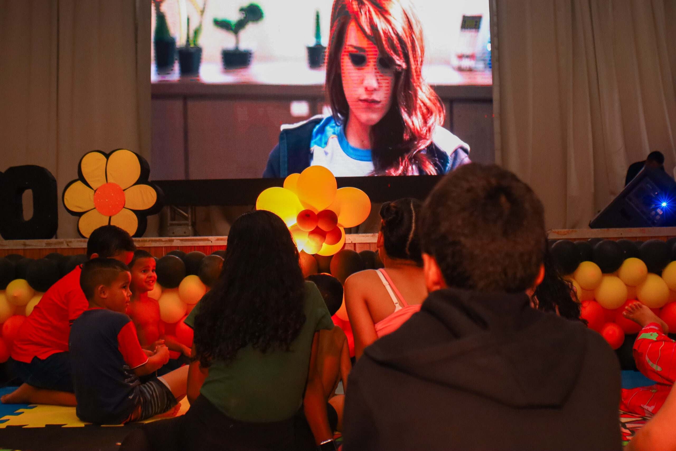 Sedes realiza noite de cinema para conscientizar sobre abuso sexual na infância