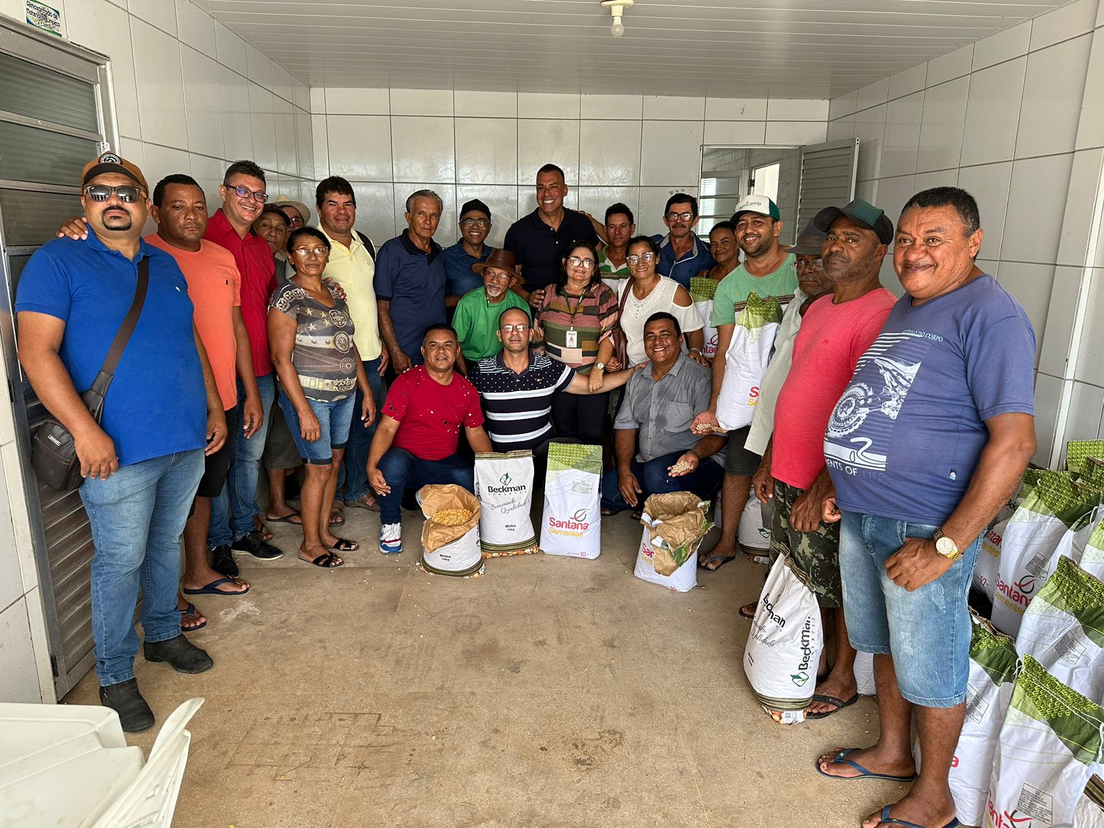 Prefeitura de Sapé e Secretaria de Agricultura e Pesca promovem distribuição de sementes para impulsionar a produção agrícola local